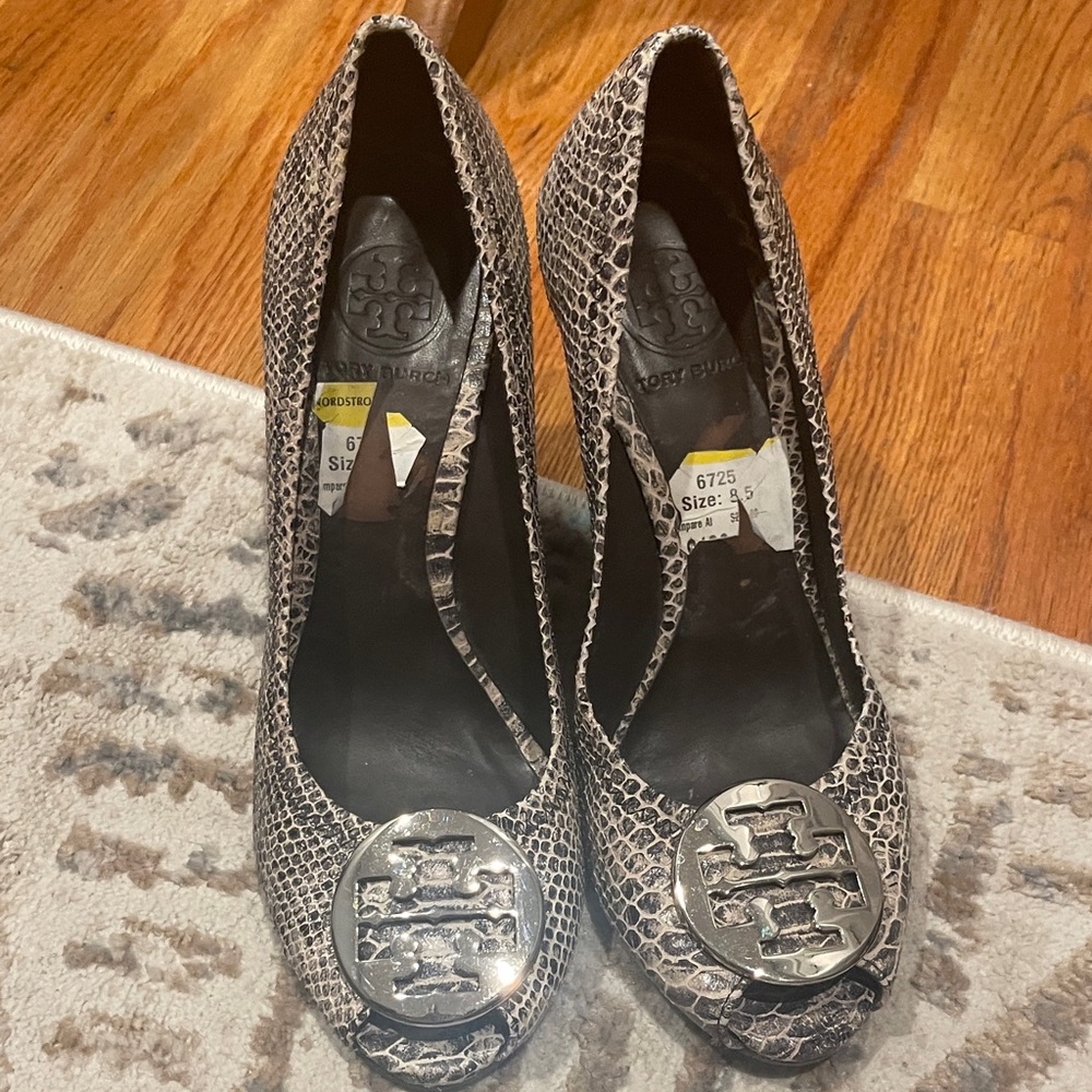 Tory Burch Snakeskin Heels - Black and Gray